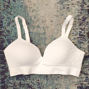Shapermint White Seamless Wireless T-Shirt Bra